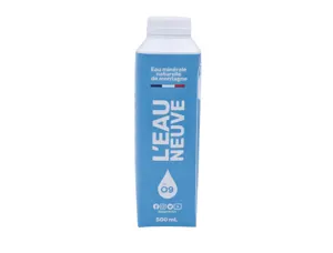 Eau mineral l'eau neuve naturelle de montagne         bouteille carton 500ml — Non classé