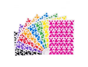 Gommette triangulaire cleopatre multi tailles       adhesif permanent 8 coloris   assortis 2160 gommettes — Non classé