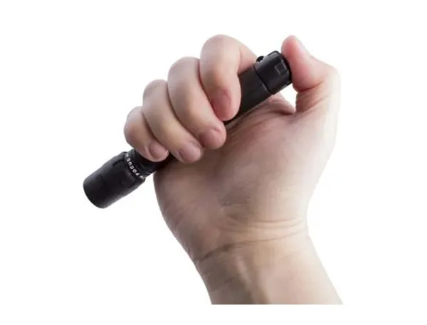 Lampe Torche Energizer X-Focus Led 2 Aa 55 Lumens 35m 5h — Aménagement d'espace — vue 4